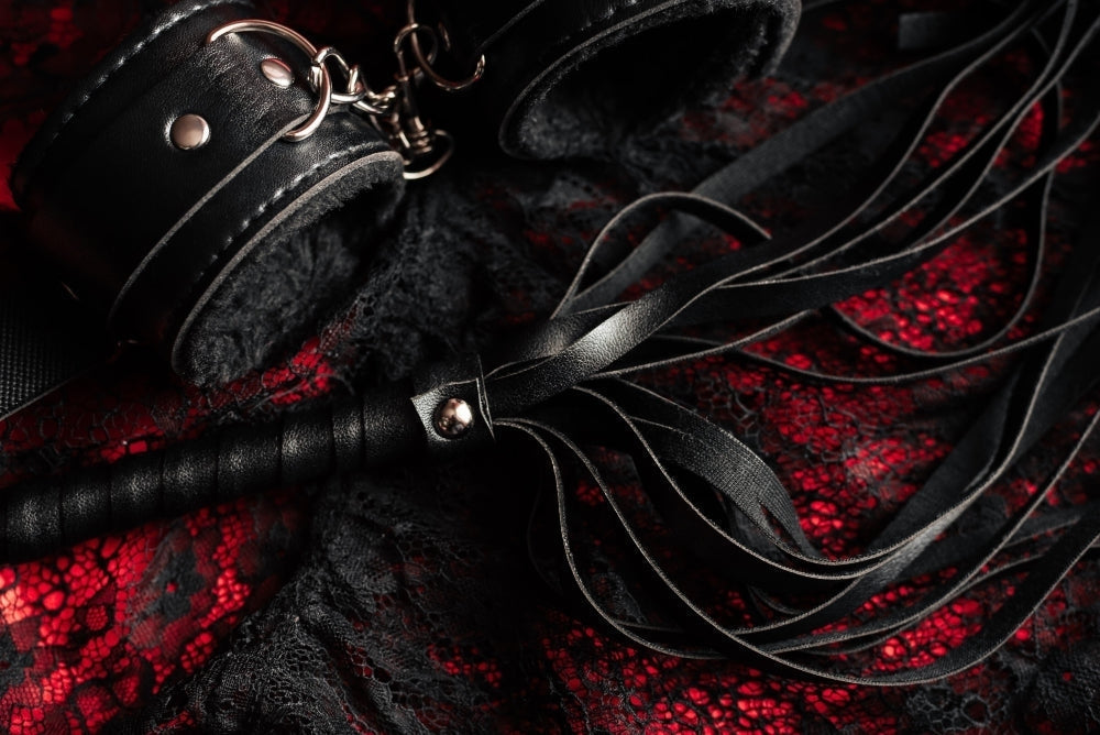 Comment utiliser un fouet BDSM ? Intimae
