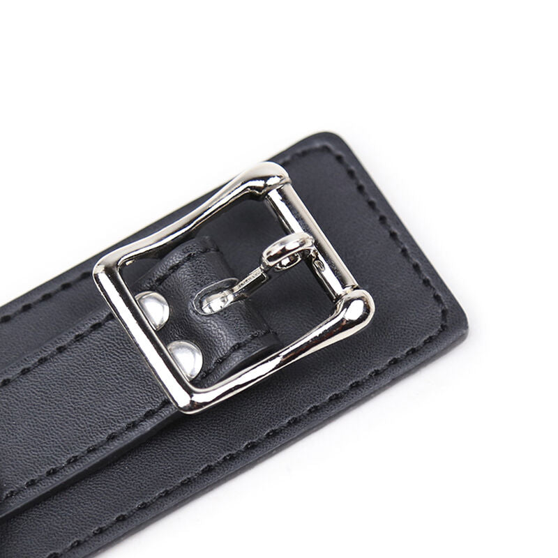 Collier de Soumission BDSM 3 Anneaux Simili Cuir Ajustable - Ohmama