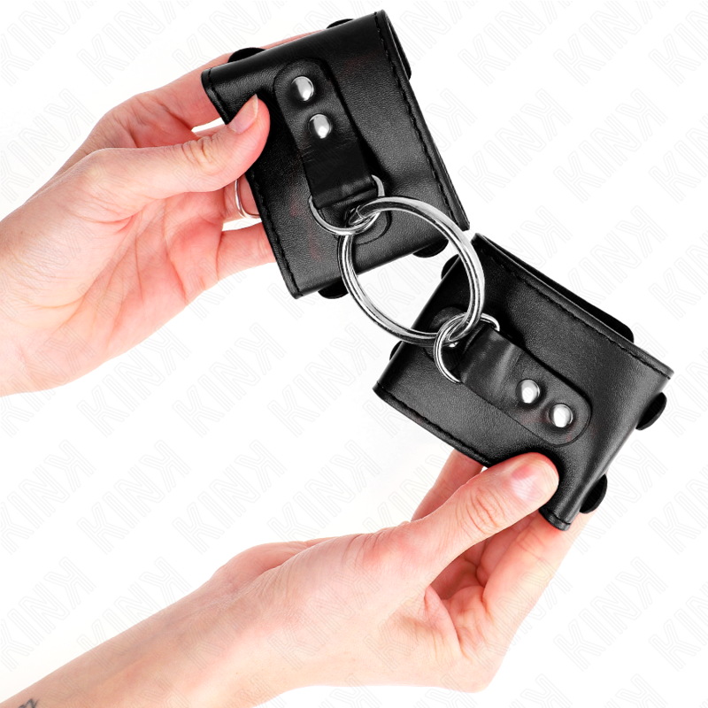Menottes BDSM Réglables Anneau  17-22 cm - Kink