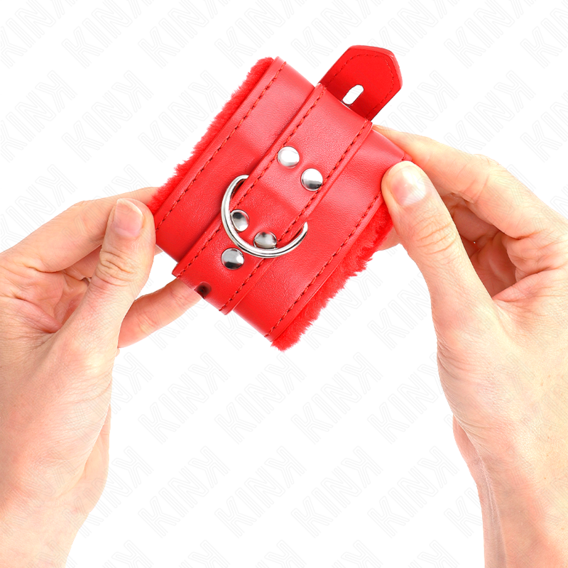 Mit Fell gefütterte Handgelenkstützen mit roten quadratischen Löchern und verstellbarem roten Gürtel 17-29 cm x 6 cm