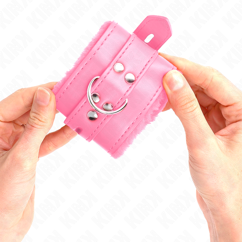 Mit Fell gefütterte Handgelenkstützen mit rosa quadratischen Löchern und verstellbarem rosa Gürtel 17-29 cm x 6 cm