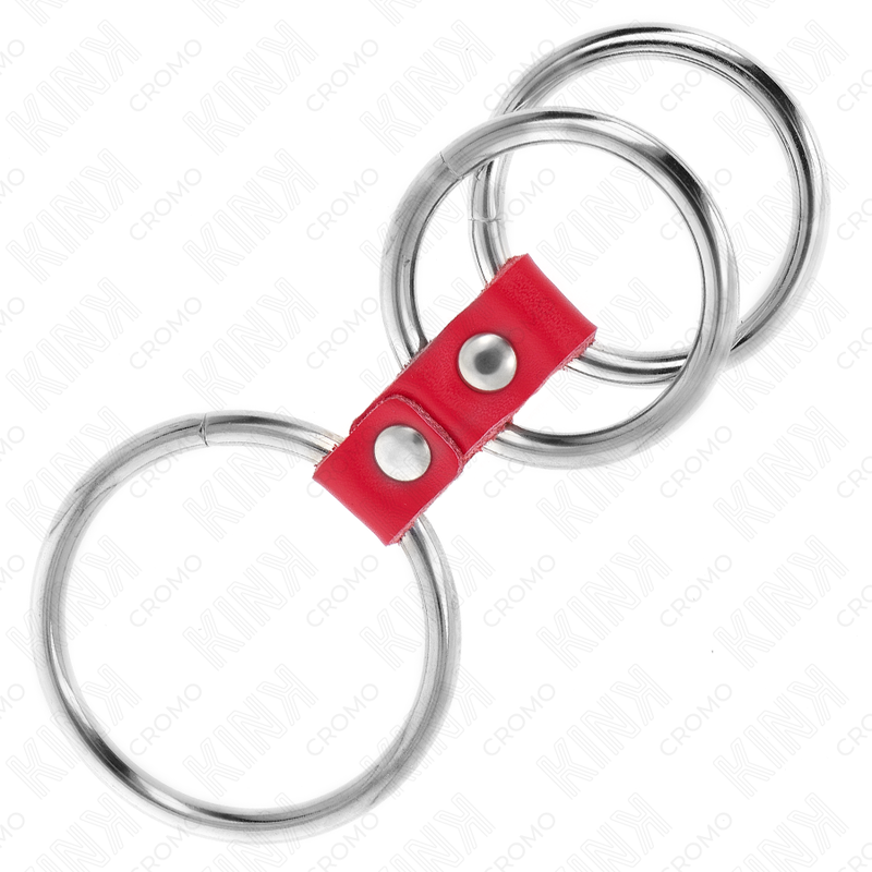 KINK - DREIFACHER PENISRING AUS METALL, 3,7 CM BIS 5 CM, VERBUNDEN MIT ROTEM LEDER