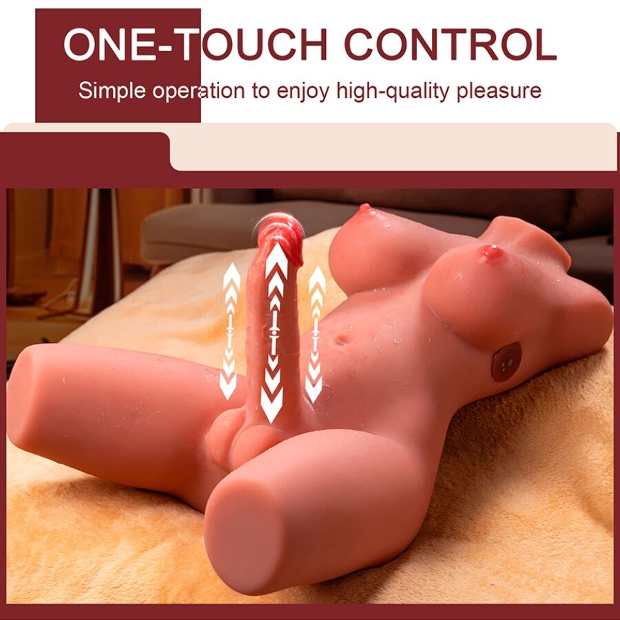 XISE - MIAH LADY BOY WEIBLICHER TORSO MIT VIBRIERENDER UND DRÜCKBAREM DILDO 55 CM