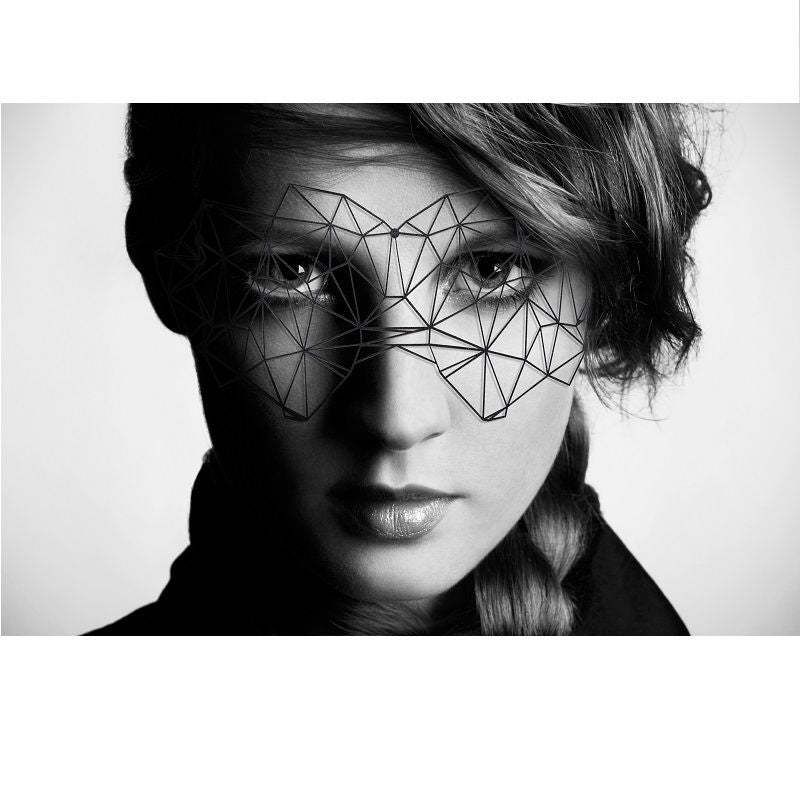 SCHMUCK - KRISTIN-MASKE?