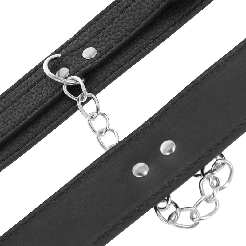 Menottes BDSM Cuir Texturé Réglables Métal Sans Nickel - Darkness