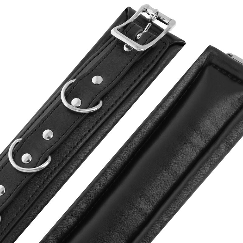 DUNKELHEIT - GEPOLSTERTE BDSM-HANDSCHLÄGE
